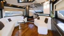 DOMINATOR Salon